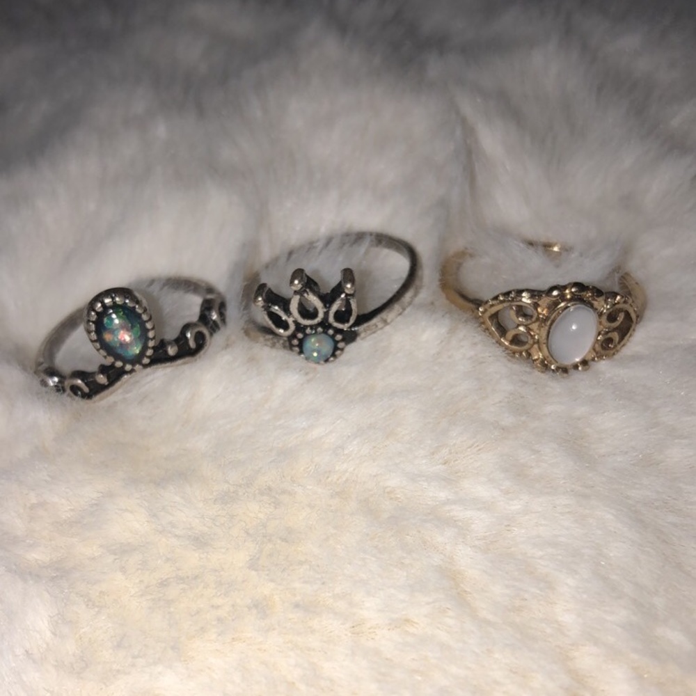 Vintage looking rings from Francesca’s